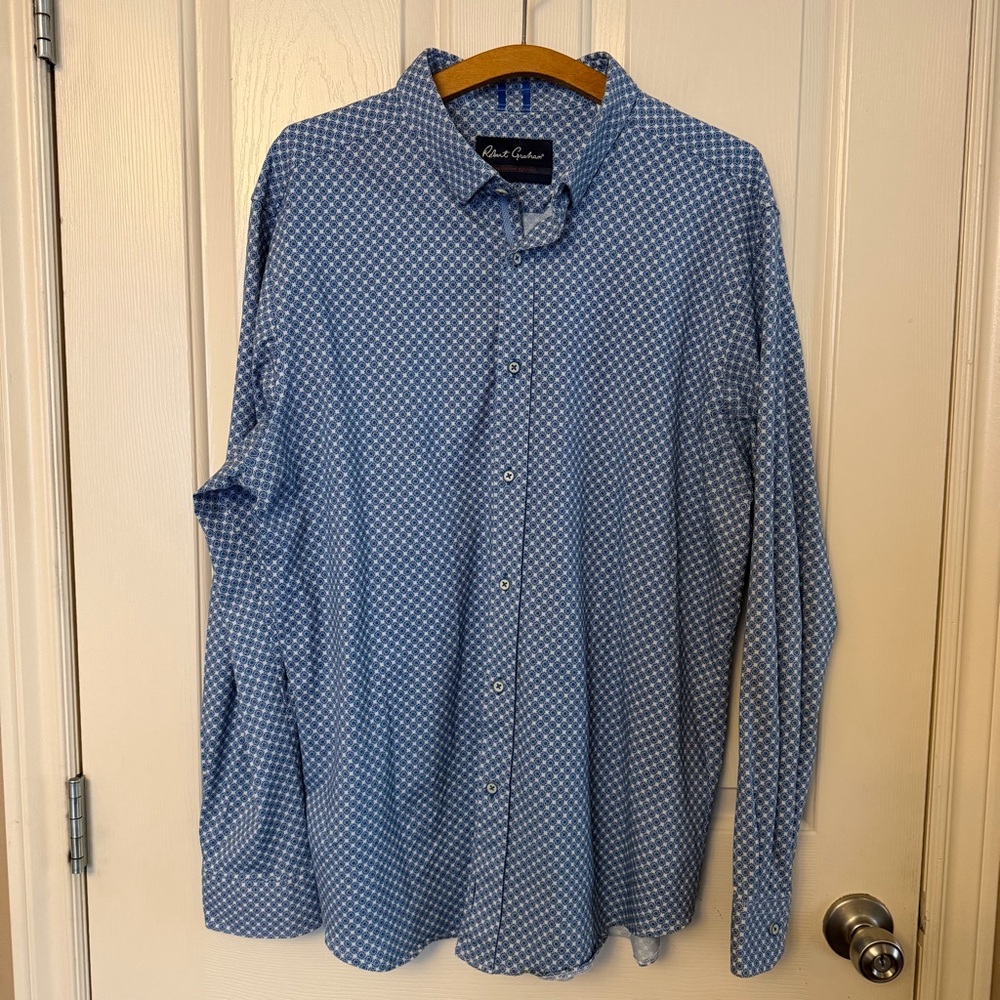 Robert Graham Men’s Blue Patterned Button-Up Shirt Size 2XL
